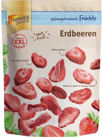 Gefriergetrocknete Erdbeerscheiben in freigestellter Verpackung mit Farmer's Snack Logo, XXL- und 100% Frucht-Kennzeichnung.