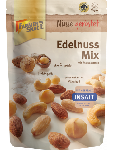 Freestanding packaging for Edelnuss Mix InSalt with macadamia nuts, 150 g, with Farmer's Snack logo, vegan label, Insalt and DLG logos