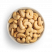 Anacardos tostados y salados en bol blanco