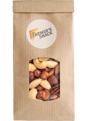 Freigestellte Verpackung von geröstete Nusskernmischung in einer braunen Verpackung mit Farmer's Snack Logo Sticker